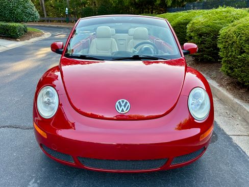 Used 2007 Volkswagen Beetle Convertible w/ Package 1 FWD image 15