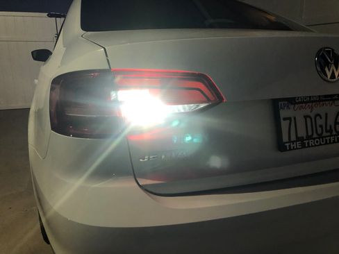 Used 2015 Volkswagen Jetta S image 28