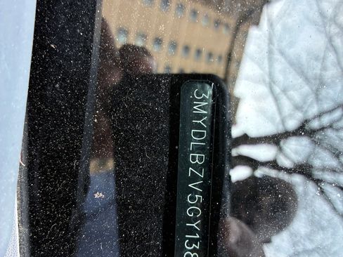 Used 2016 Scion iA image 7