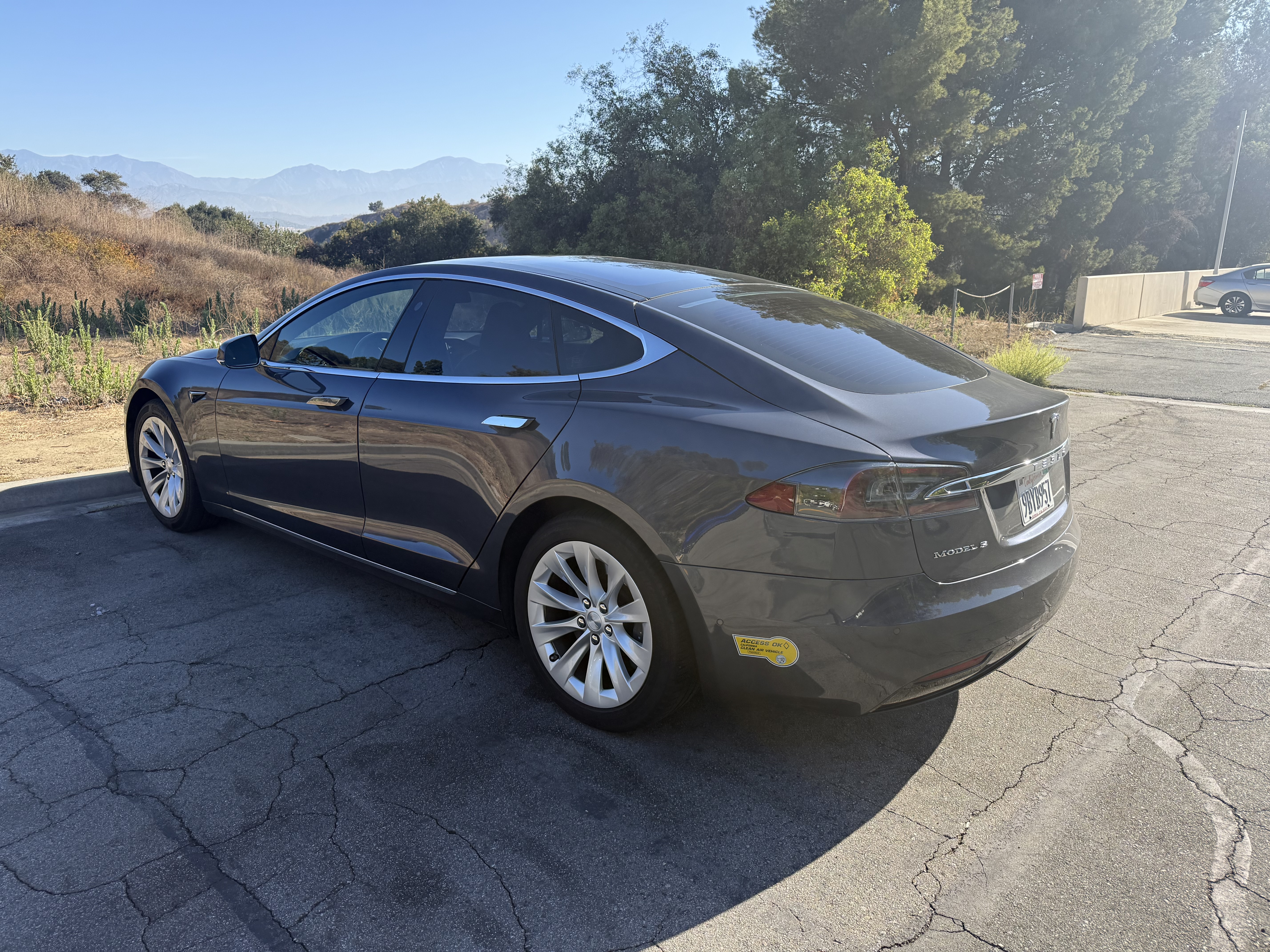 Used 2018 Tesla Model S 75D AWD/4WD image 1