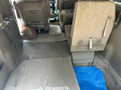 Used 2009 Toyota Sienna LE image 10