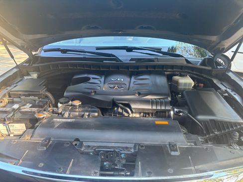 Used 2014 INFINITI QX80 4WD w/ Theater Package image 15