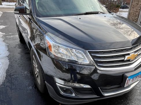 Used 2016 Chevrolet Traverse LT image 4