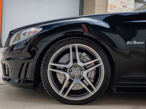 Used 2008 Mercedes-Benz CL 63 AMG image 15