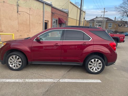 Used 2010 Chevrolet Equinox LT image 7