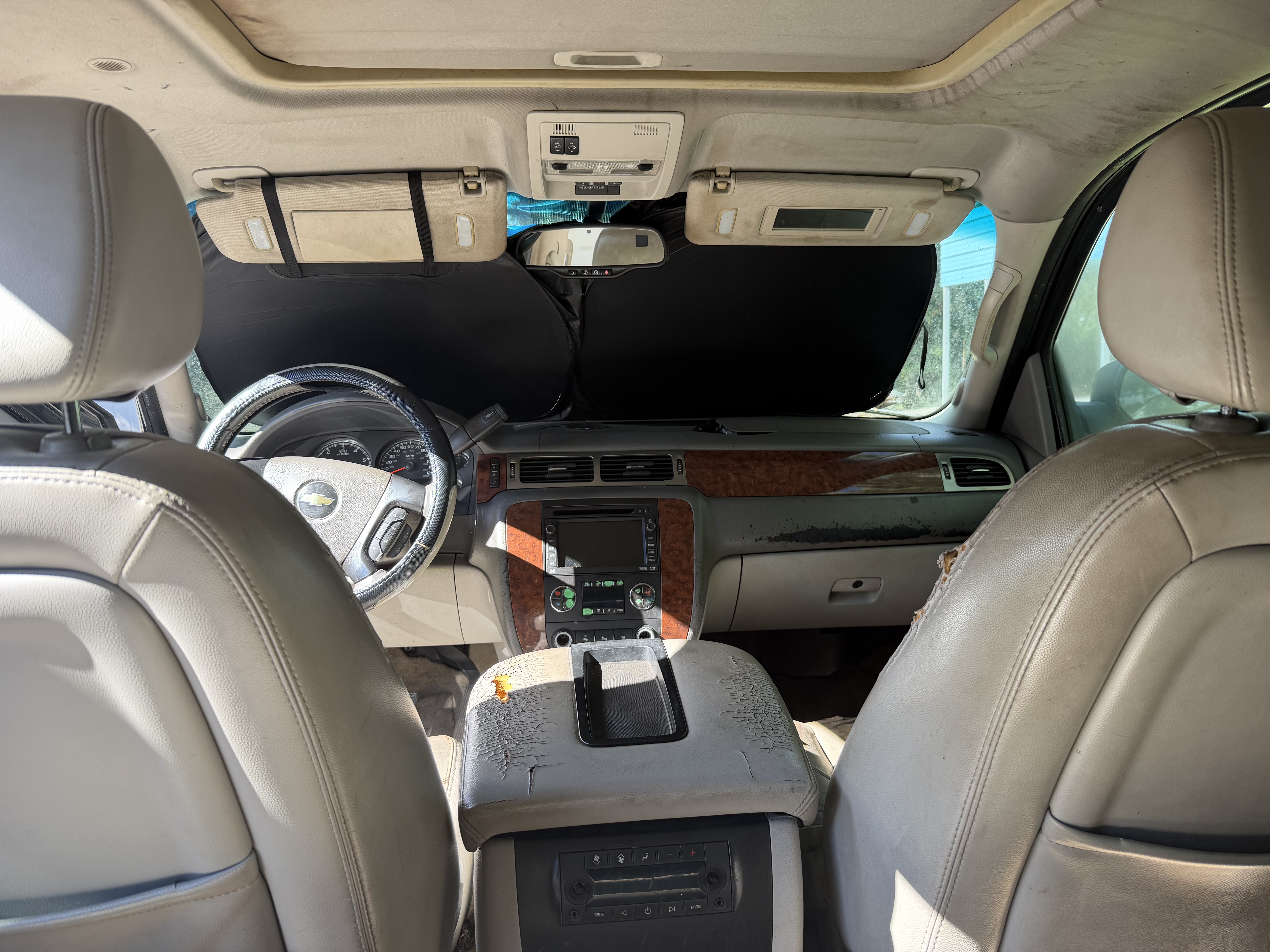 Used 2007 Chevrolet Suburban LT w/ LT Preferred Equipment Group AWD/4WD image 12