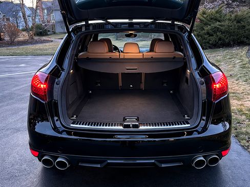 Used 2014 Porsche Cayenne image 19