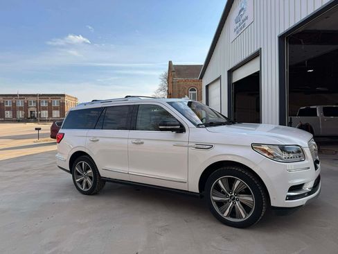 Used 2019 Lincoln Navigator Reserve w/ Cargo Package image 4