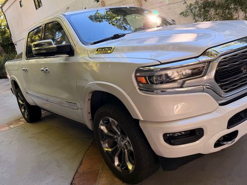 Used 2022 RAM 1500 Limited image 2