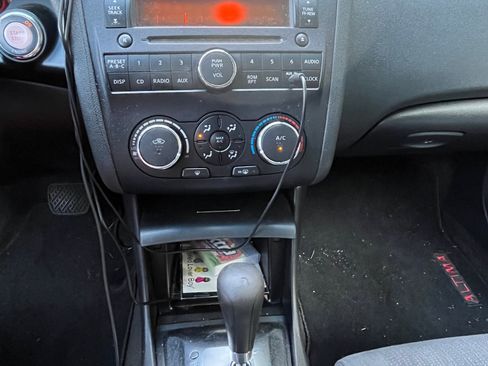 Used 2010 Nissan Altima 2.5 S image 9