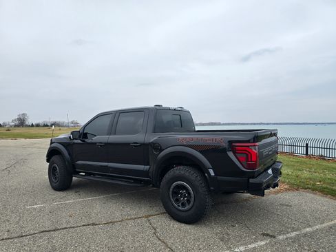 Used 2025 Ford F150 Raptor image 8