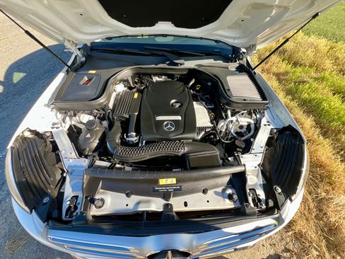 Used 2016 Mercedes-Benz GLC 300 300 Sport Utility 4D image 12