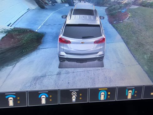 Used 2020 Chevrolet Equinox Premier image 8