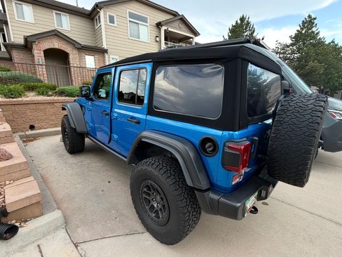 Used 2023 Jeep Wrangler Unlimited Sport AWD/4WD image 5