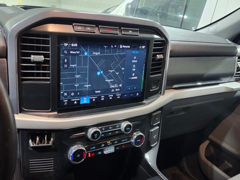 Used 2023 Ford F150 Lightning XLT image 20