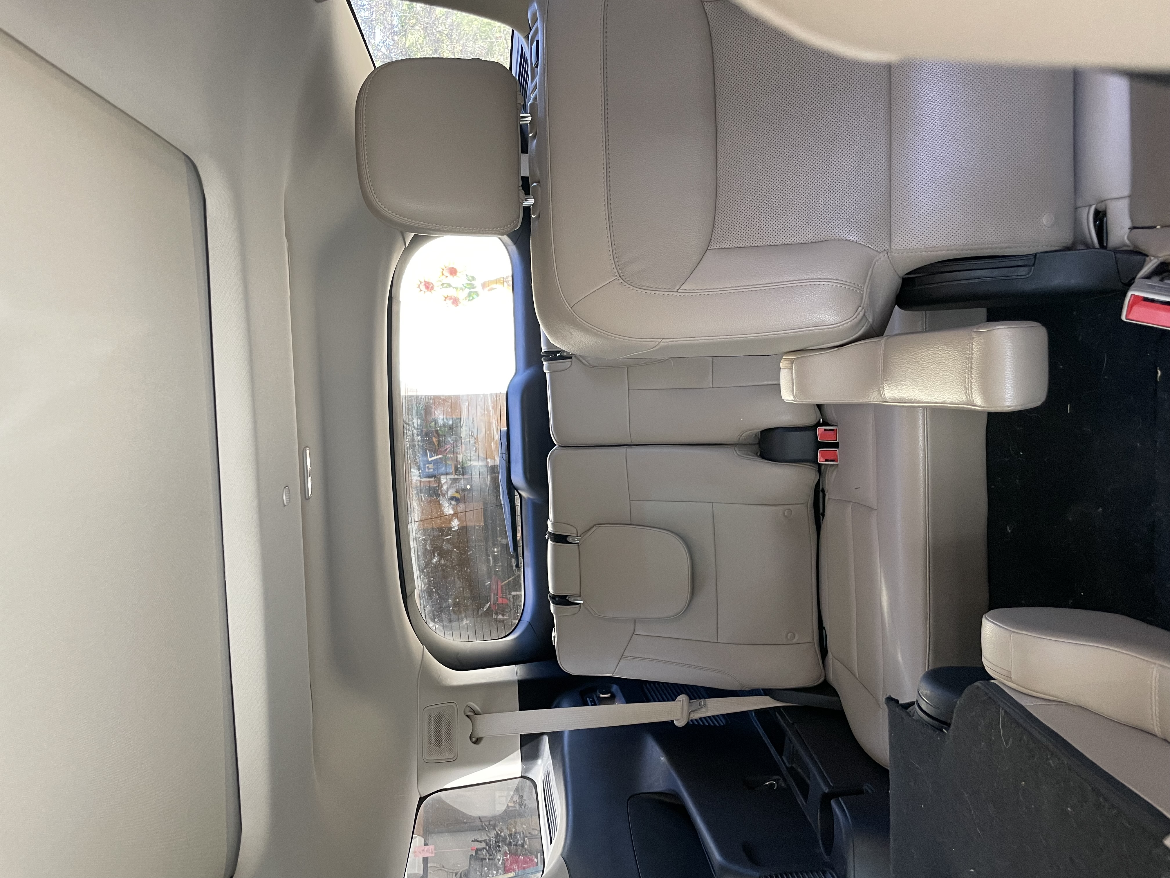 Used 2020 Ford Explorer Limited w/ Hybrid Equipment Group 310A RWD image 20