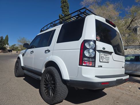 Used 2016 Land Rover LR4 HSE Silver Edition image 22