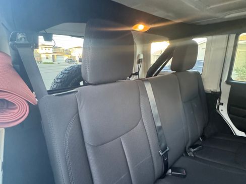 Used 2014 Jeep Wrangler Unlimited Sport w/ Quick Order Package 24S image 11