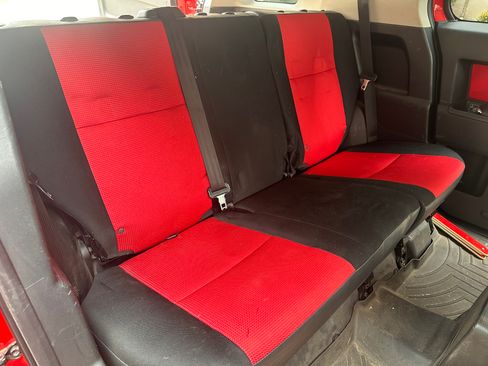 Used 2012 Toyota FJ Cruiser 4WD w/ Trail Teams Special Edition image 11