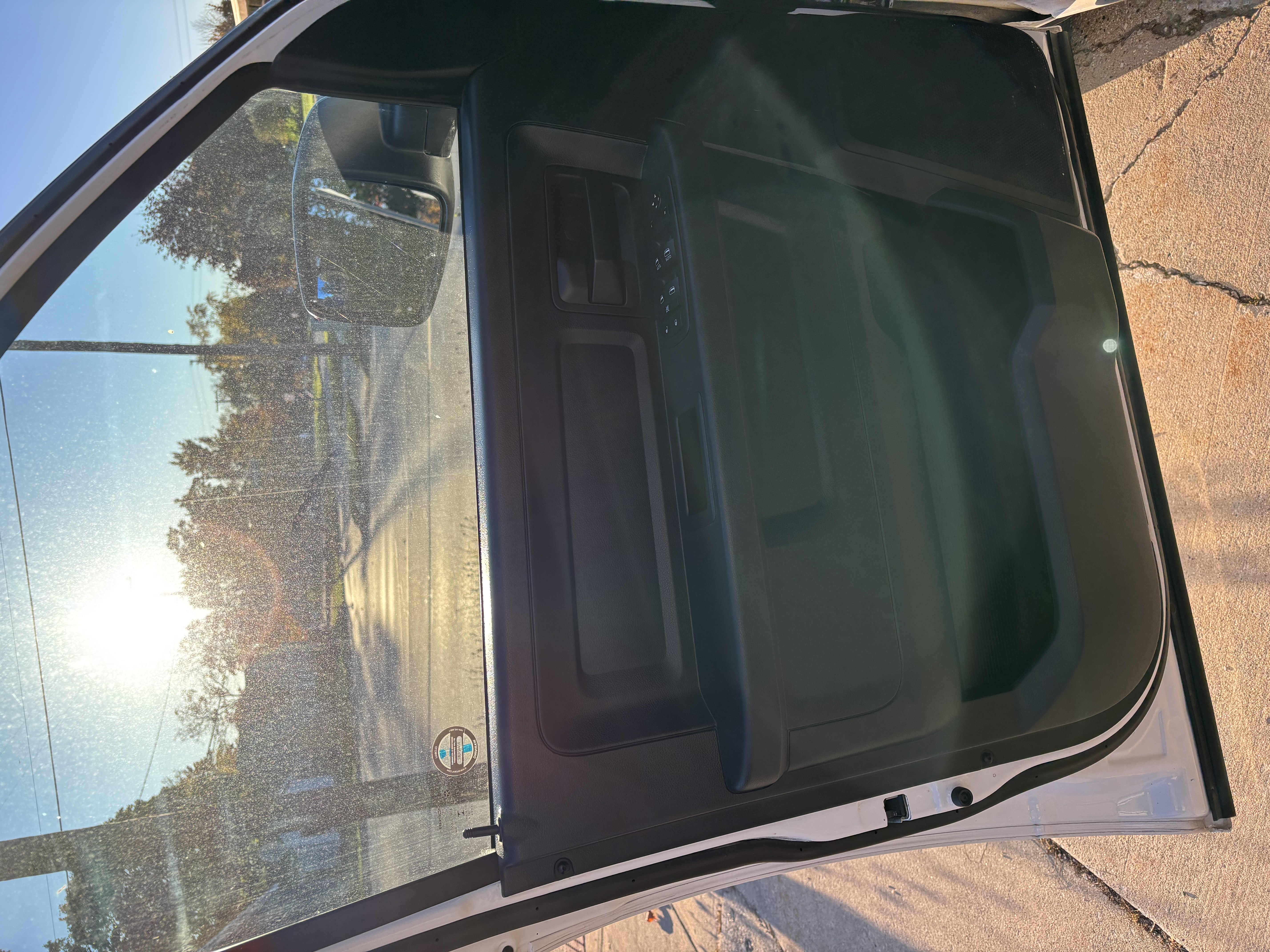 Used 2017 RAM 1500 ST w/ SXT Appearance Group RWD image 15
