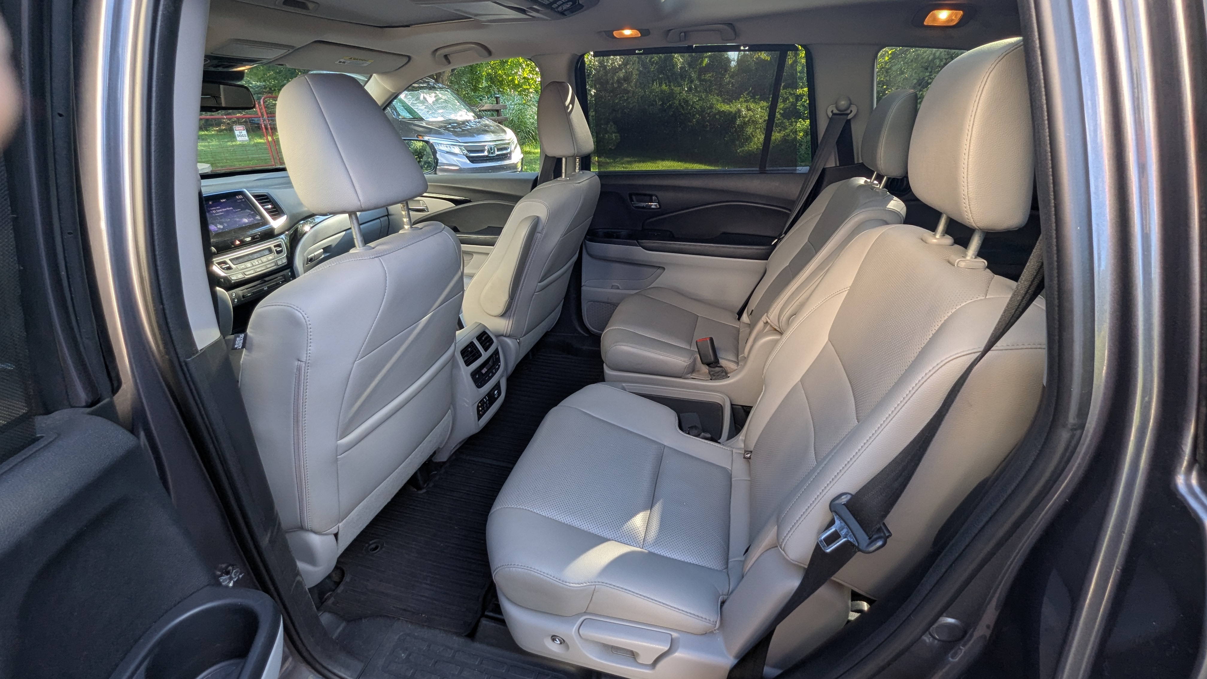 Used 2016 Honda Pilot Elite image 14