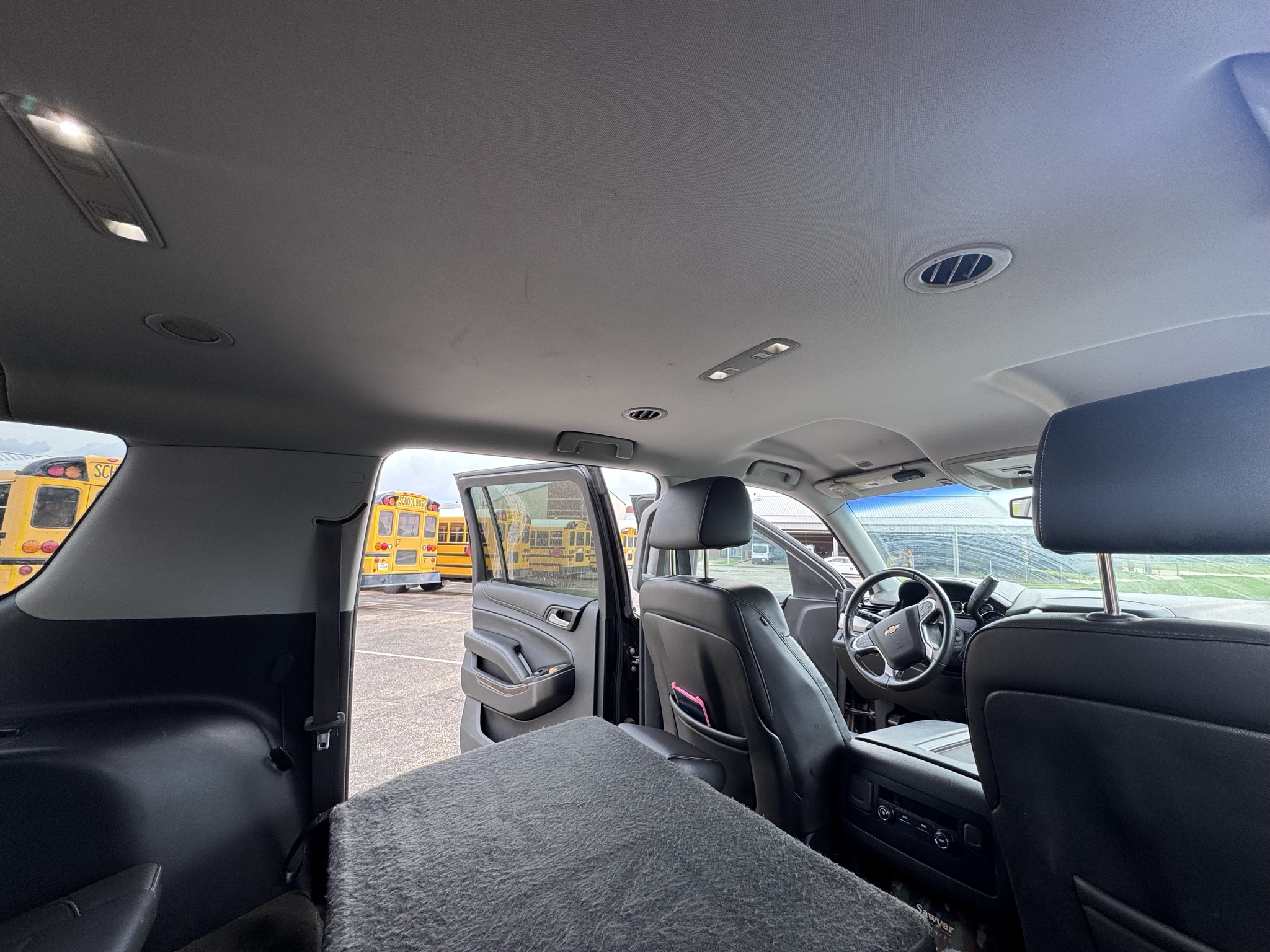 Used 2015 Chevrolet Suburban LT w/ Max Trailering Package AWD/4WD image 22
