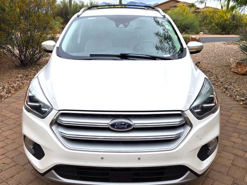 Used 2018 Ford Escape Titanium w/ Ford Safe & Smart Package image 5