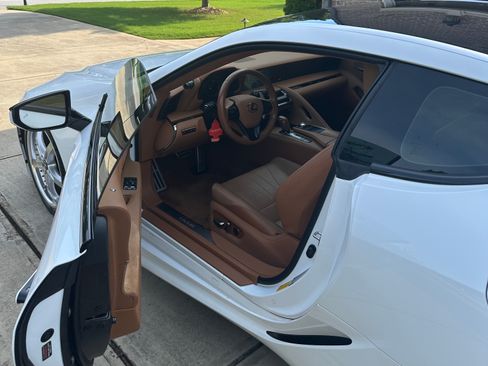 Used 2018 Lexus LC 500 Coupe w/ Touring Package RWD image 18