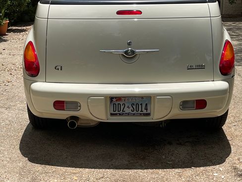 Used 2005 Chrysler PT Cruiser GT FWD image 11