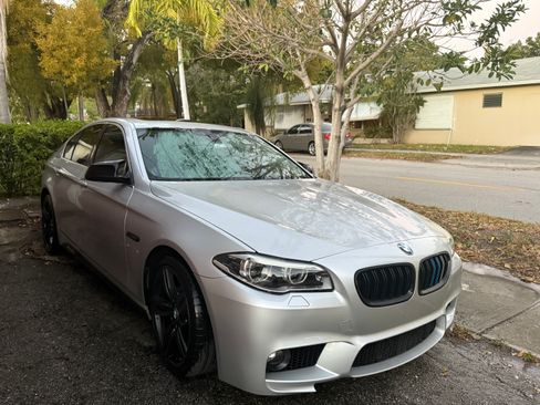 Used 2013 BMW 528i Sedan image 2