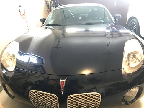 Used 2007 Pontiac Solstice Convertible w/ Premium Package image 12