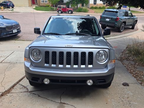 Used 2015 Jeep Patriot Sport w/ Power Value Group FWD image 10