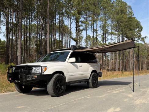 Used 2006 Toyota Land Cruiser image 13