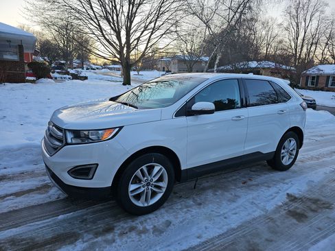 Used 2016 Ford Edge SEL w/ Equipment Group 201A image 2