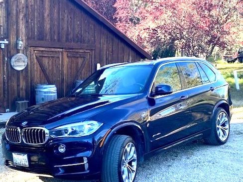 Used 2018 BMW X5 xDrive40e image 2