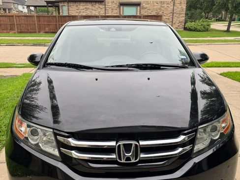 Used 2015 Honda Odyssey Touring Elite image 22