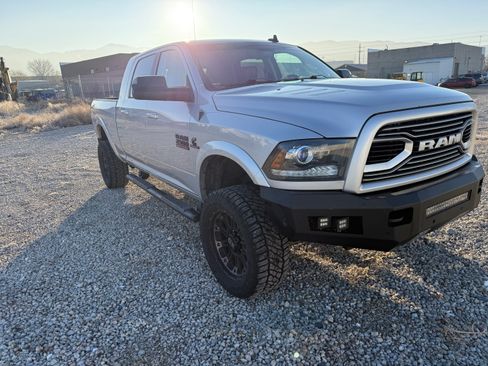 Used 2018 RAM 2500 Laramie w/ Sport Appearance Group image 6
