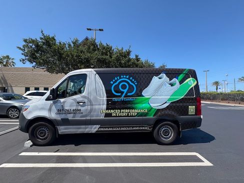 Used 2025 Mercedes-Benz Sprinter 2500 image 4