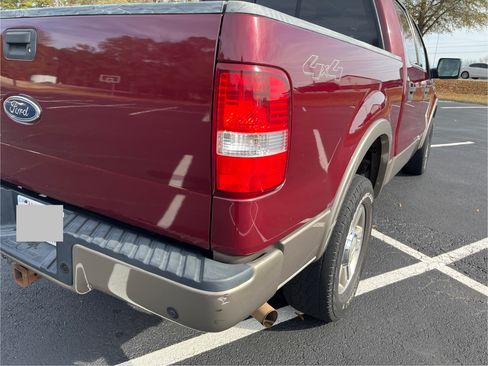 Used 2004 Ford F150 Lariat image 12