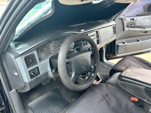 Used 2002 Dodge Dakota Sport image 9