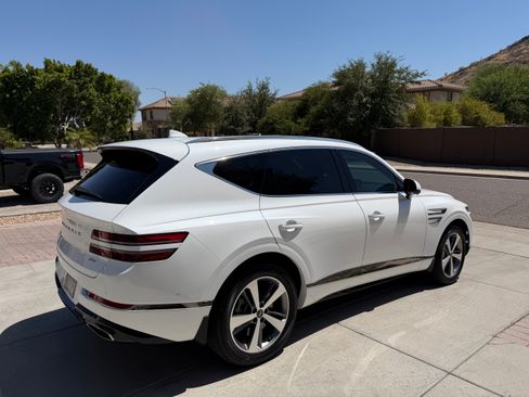 Used 2022 Genesis GV80 2.5T w/ Advanced Package 02 AWD/4WD image 1