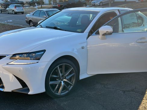 Used 2019 Lexus GS 350 F Sport image 2