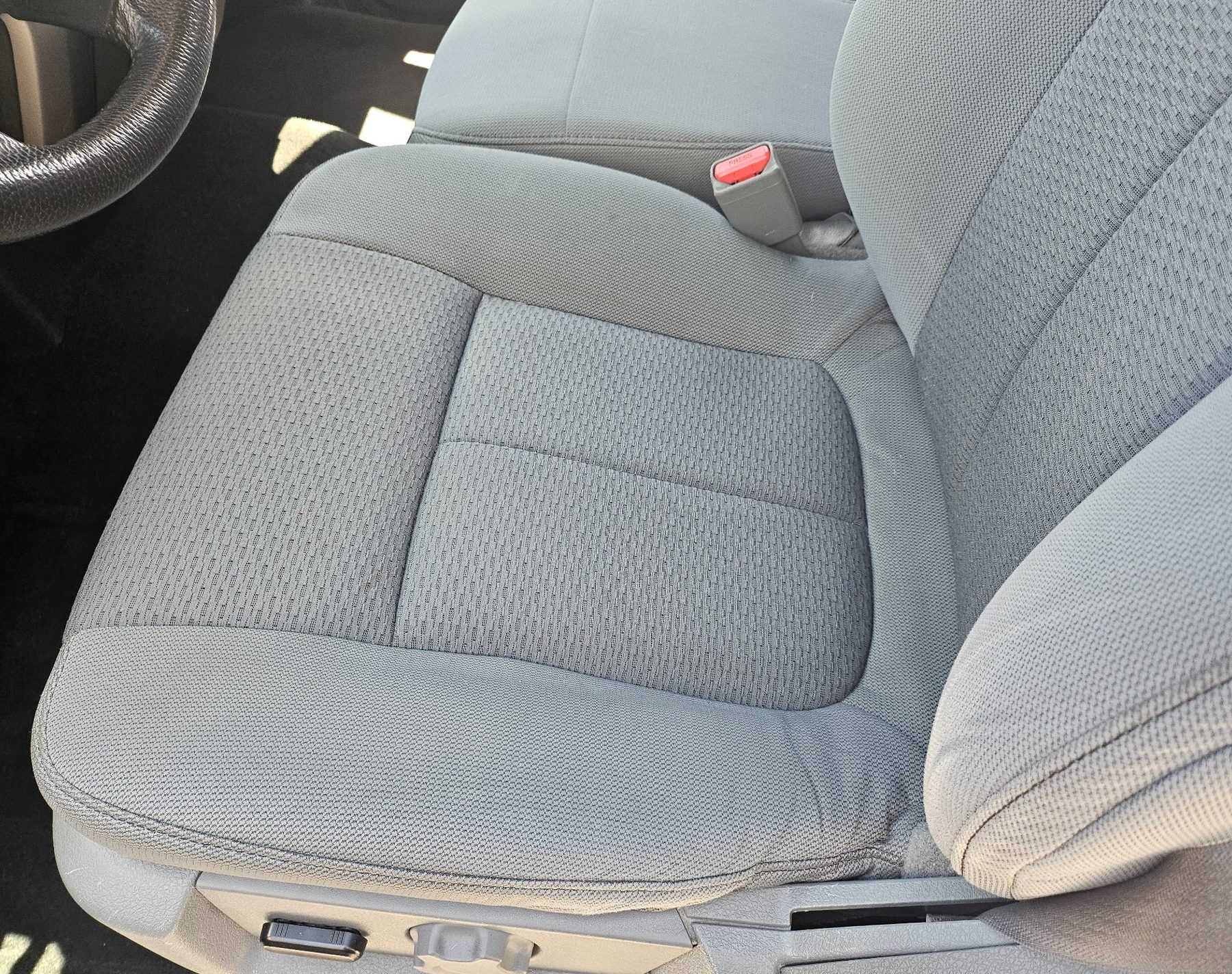 Used 2014 Ford F150 XLT w/ XLT Chrome Package RWD image 13