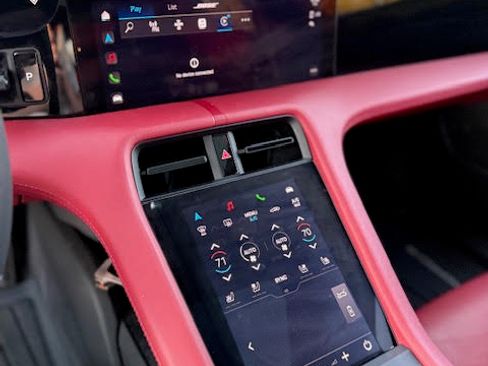 Used 2023 Porsche Taycan GTS image 14