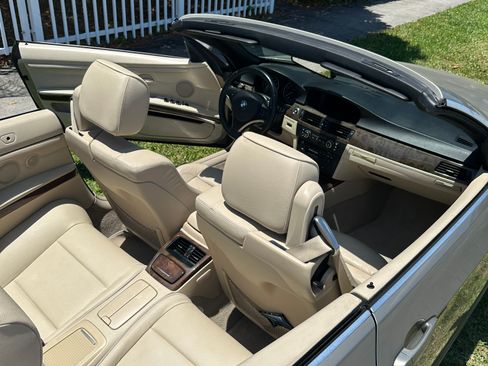 Used 2007 BMW 335i Convertible RWD image 27
