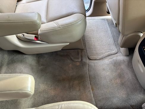 Used 2013 Chevrolet Tahoe LTZ image 11