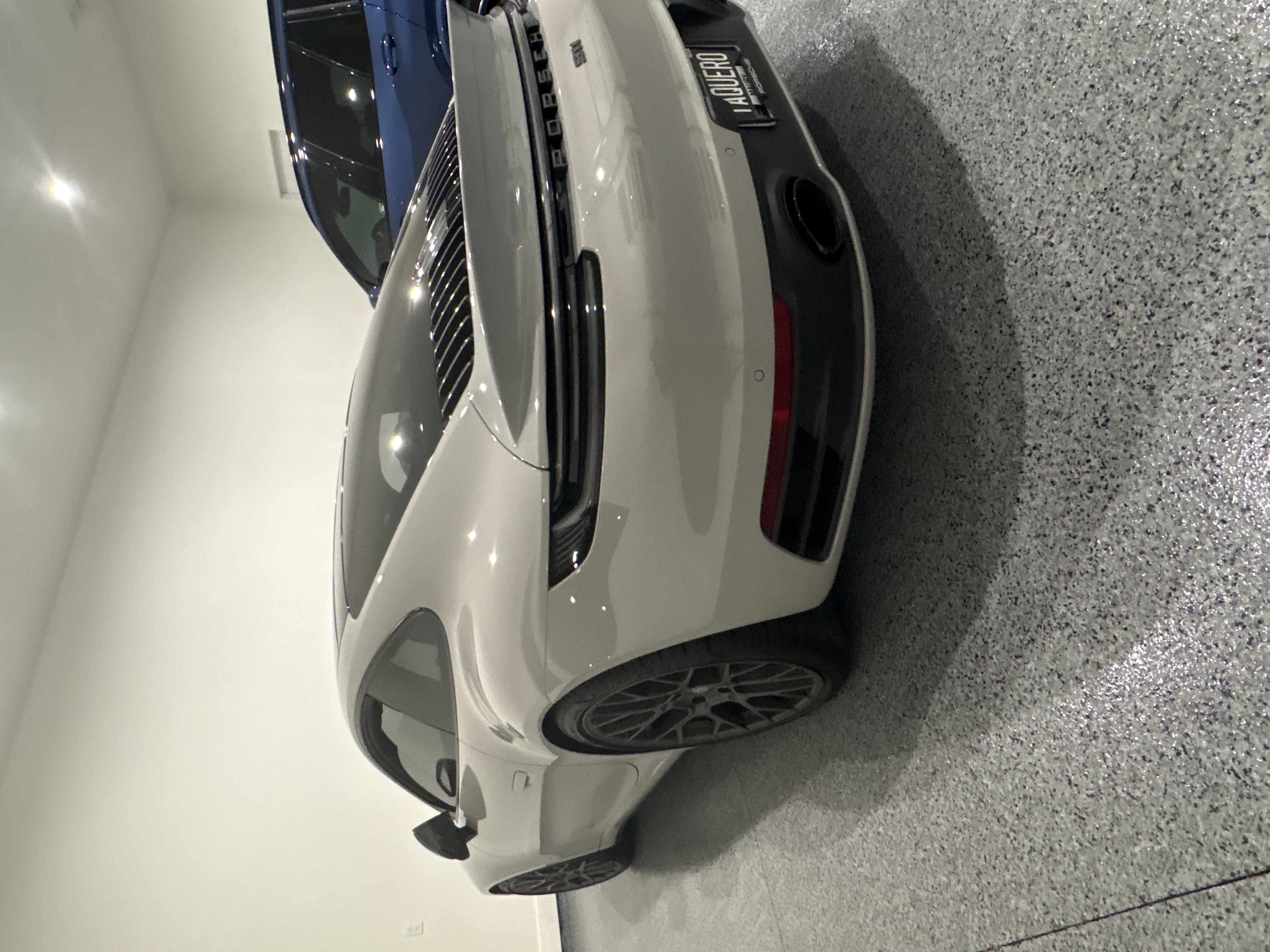 Used 2024 Porsche 911 Carrera T RWD image 5