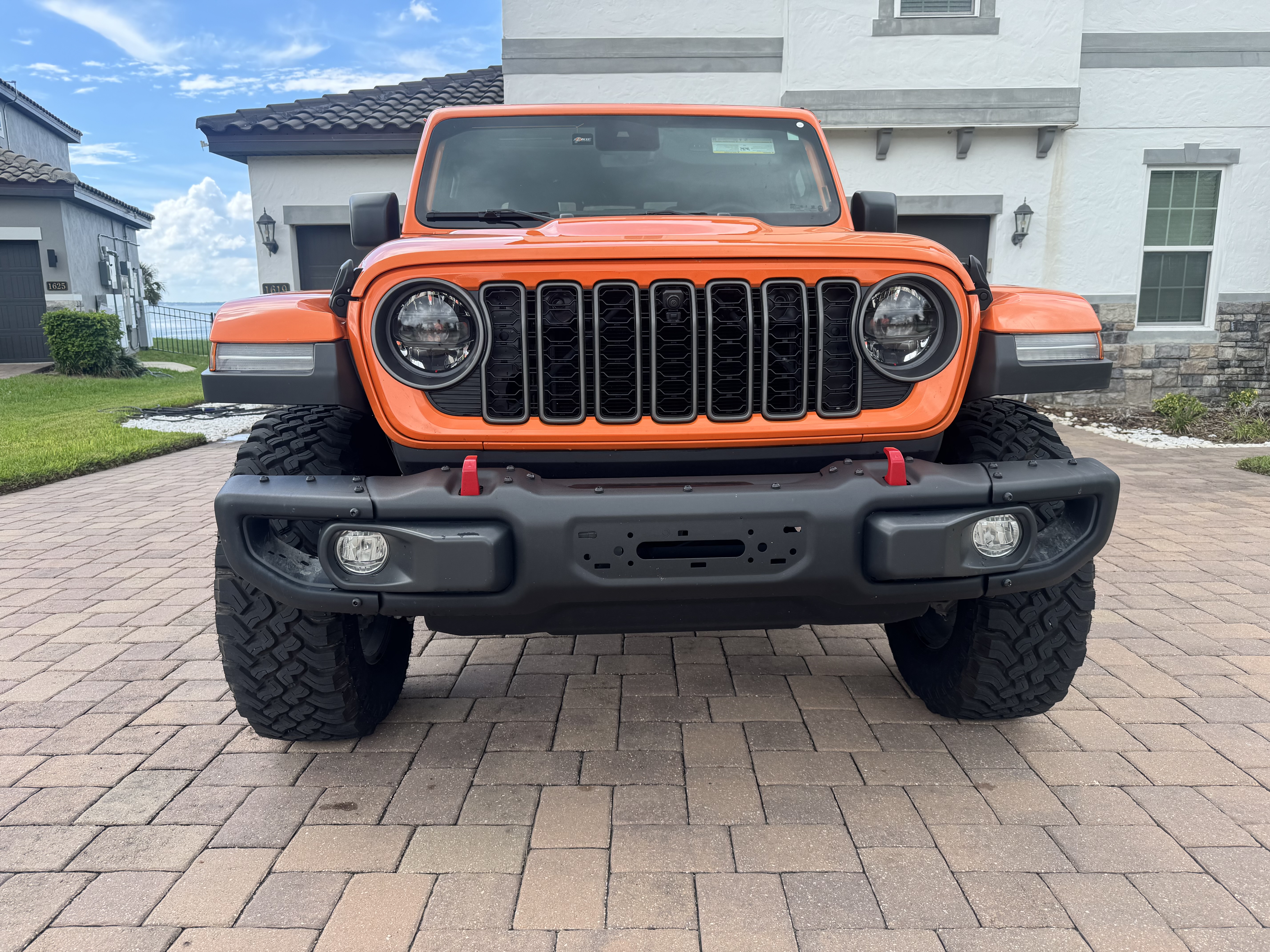 Used 2025 Jeep Gladiator Rubicon AWD/4WD image 2
