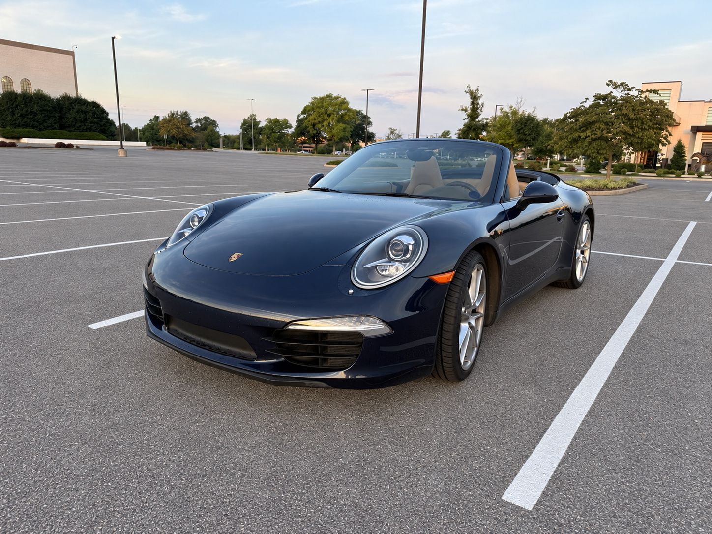 Used 2016 Porsche 911 Carrera image 2
