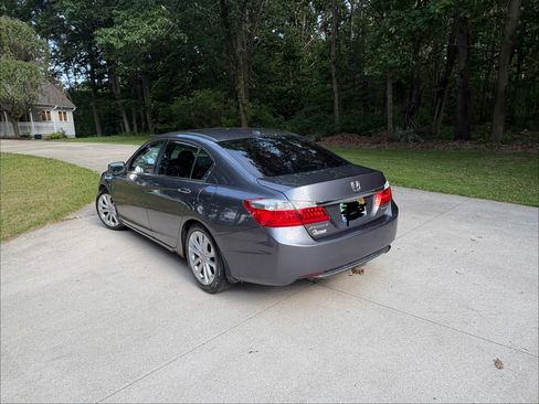 Used 2013 Honda Accord EX-L image 2